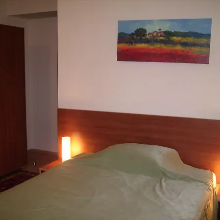 Nevenka Oda ve Kahvaltı